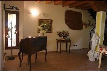 La Cascina Di Alice ベッド・アンド・ブレックファスト カスティリオーネ・デッレ・スティヴィエーレ